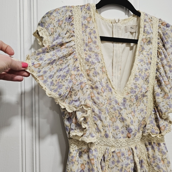 Floral Lace-Trimmed Jumpsuit - Picture 9 of 16